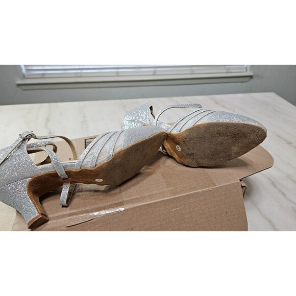 Gray Strappy Silver Buckle Round Toe High Heels Women's Sandel Size 8.5 - Picture 5 of 8